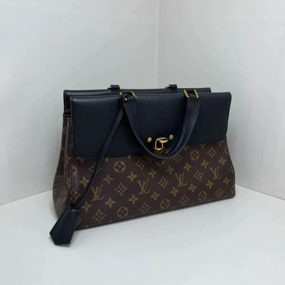 Louis Vuitton Women Pre-Loved Bag Very Good Condition